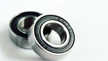 不锈钢高速轴承添加润滑剂的方法